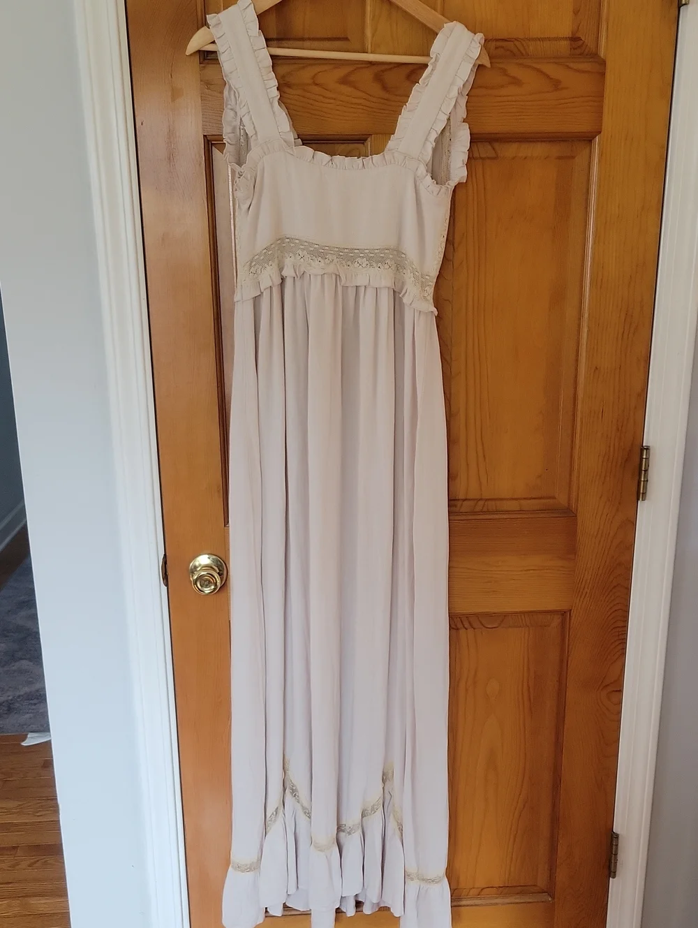 Rumored Sleeveless Lace-Trim Maxi Dress size XS - Picture 8 of 9